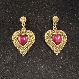 VINTAGE MONET PINK CABOCHON & CRYSTAL GOLD TONE VICTORIAN STYLE POST EARRINGS